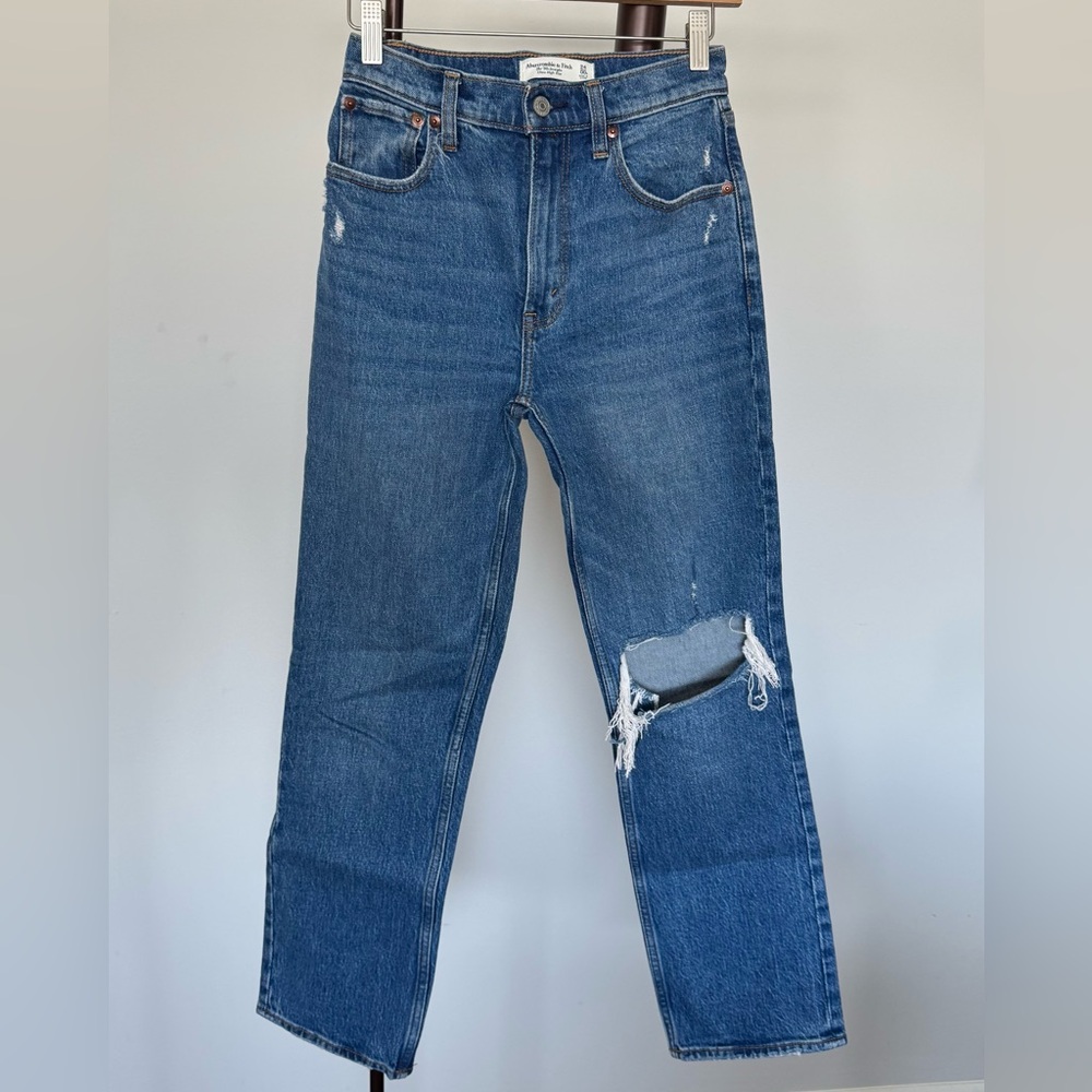 Abercrombie & Fitch Ultra High Rise 90’s Straight Jean